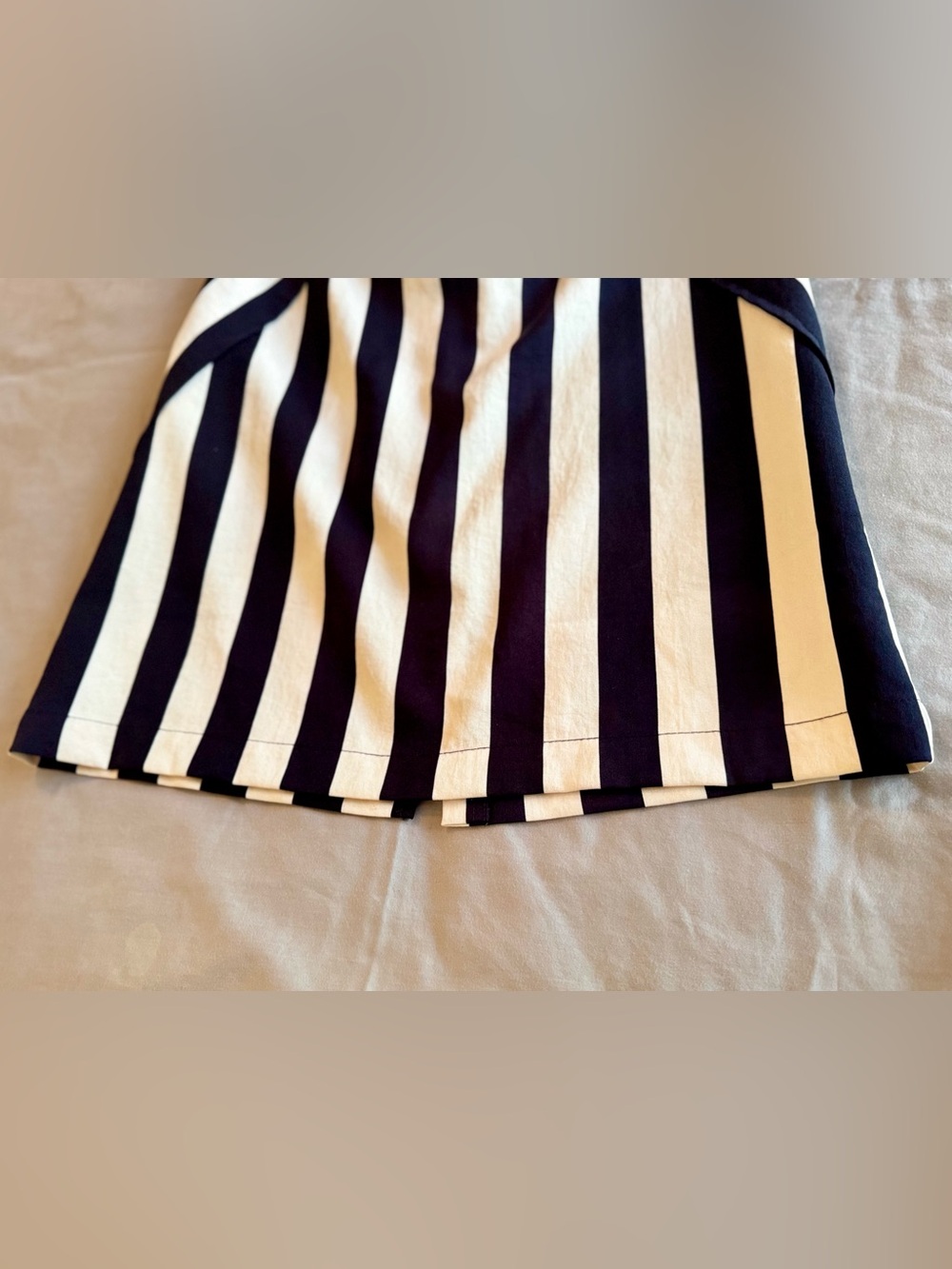 MARC JACOBS Scooter Navy Blue & White Striped Stretch Mini Dress w Split Back - Picture 11 of 16